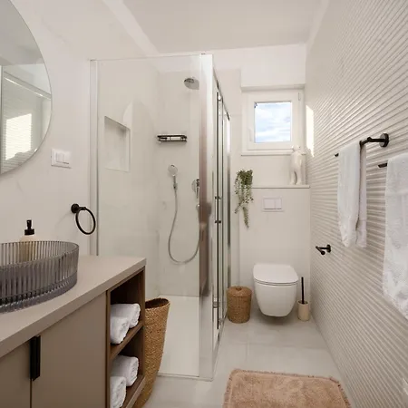 Appartement Lejla Garden Podstrana